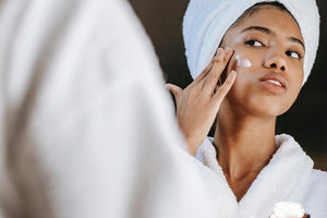 Female Face Shaving – A Growing Trend Among Japanese Women Looking for Perfectly Smooth Skin